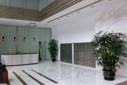 Skiline Shanghai Hotel