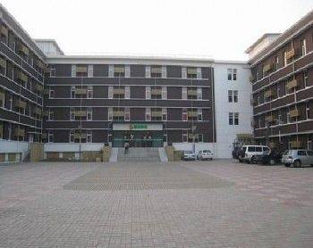 Champagne Town Hotel Tianjin